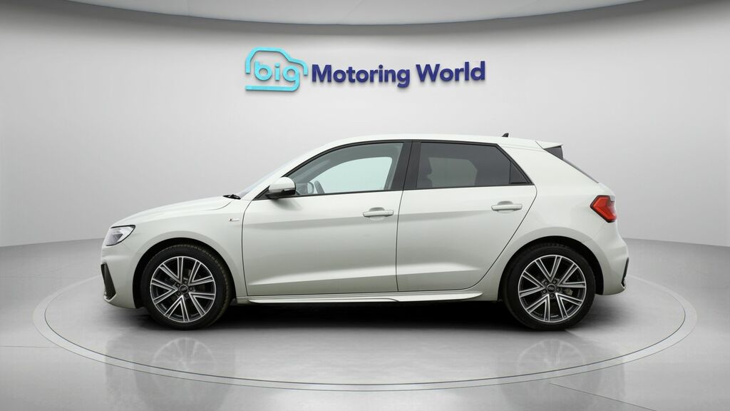 Audi A1 S Line BJ74YPU Silver #4