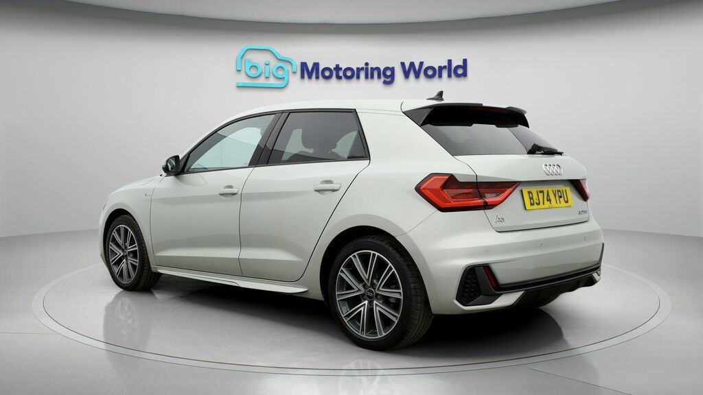 Audi A1 S Line BJ74YPU Silver #5