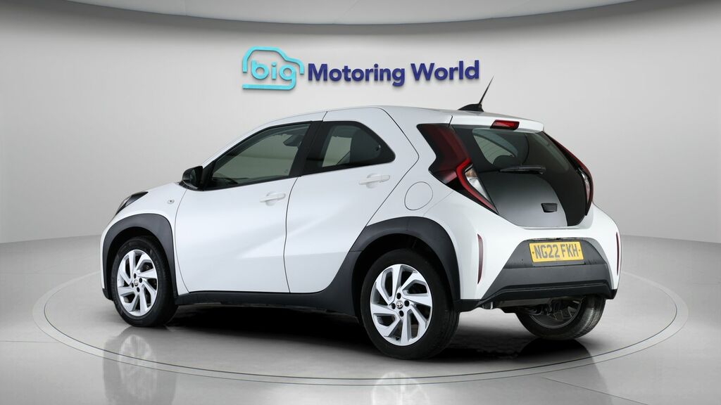 Toyota Aygo X Pure White #5