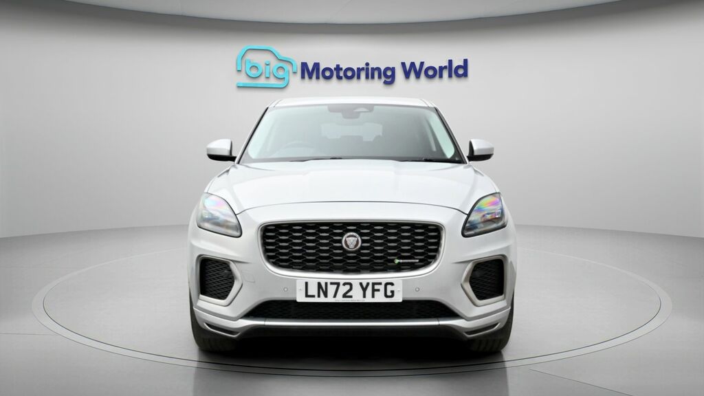 Jaguar E-Pace R-dynamic Hse LN72YFG Silver #2