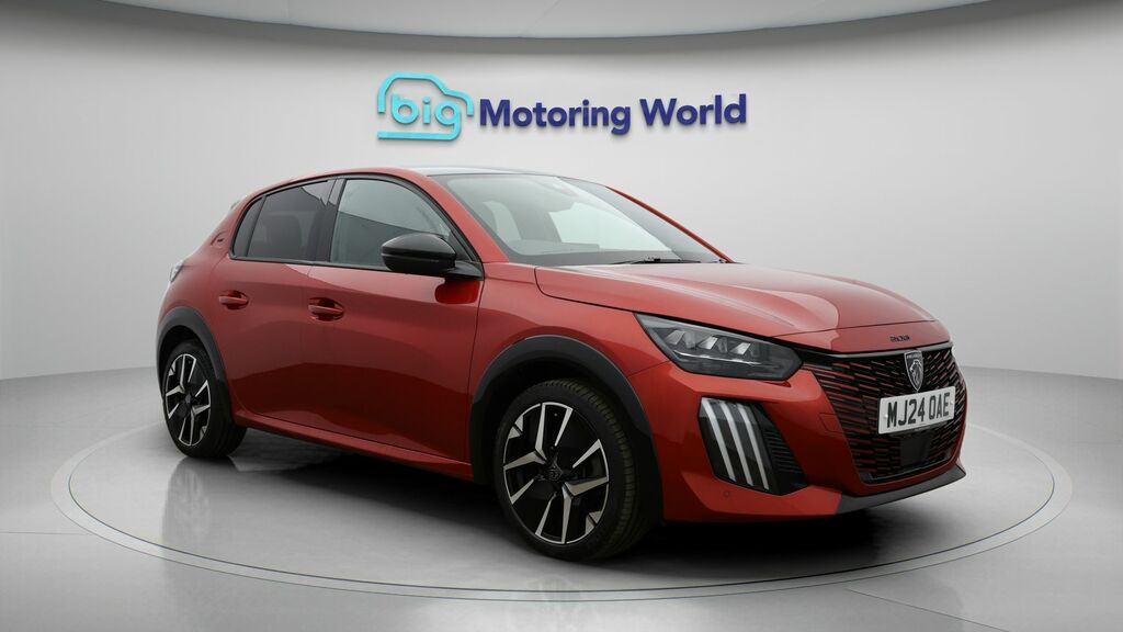 Peugeot 208 Gt Red