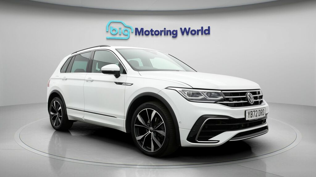 Volkswagen Tiguan R-line White