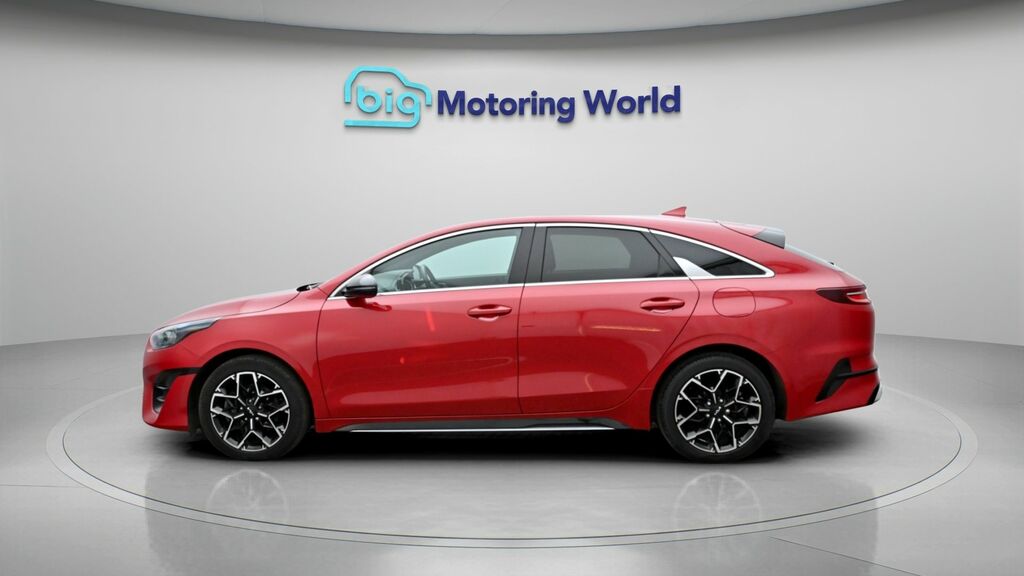 Kia Proceed Gt-line Red #4