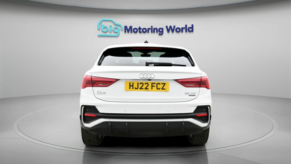 Audi Q3 S Line HJ22FCZ White #6