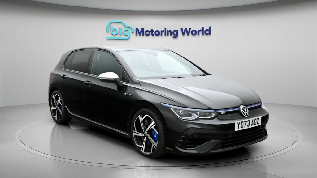Volkswagen Golf R YD73AOZ Black