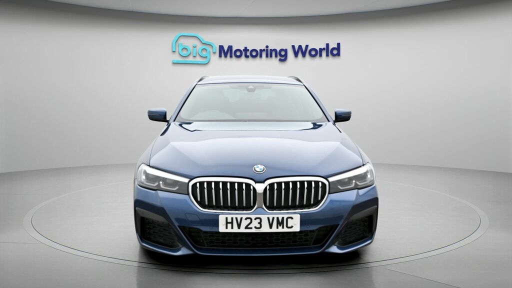 BMW 5 Series M Sport HV23VMC Blue #2