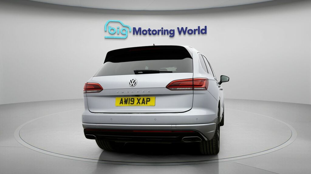 Volkswagen Touareg R-line Tech AW19XAP Silver #6