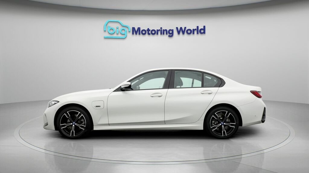 BMW 3 Series M Sport BK23UXB White #4
