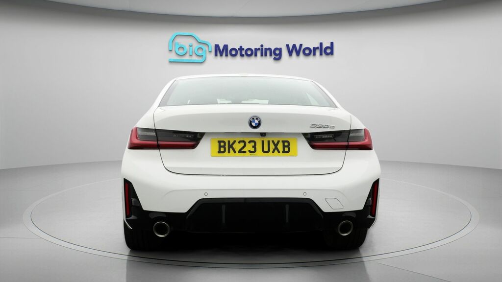 BMW 3 Series M Sport BK23UXB White #6