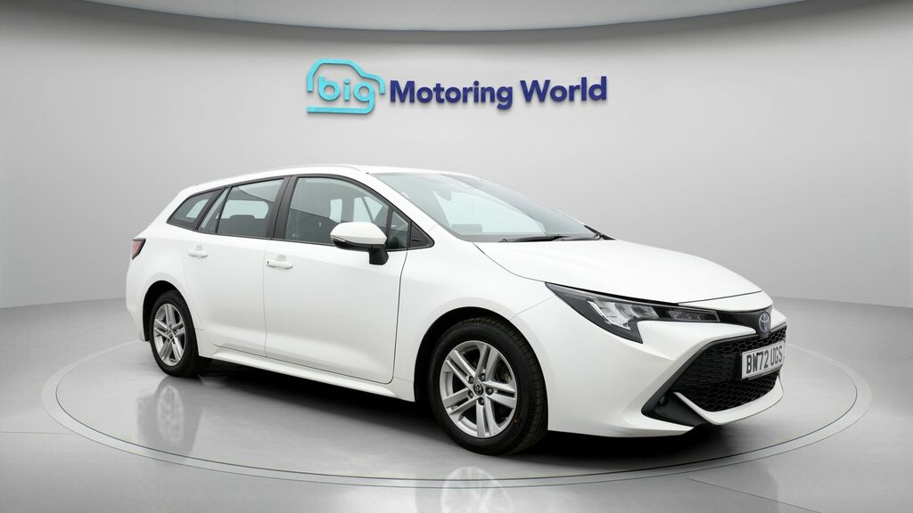 Toyota Corolla Icon White