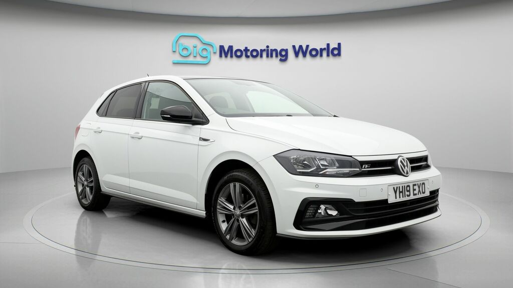 Volkswagen Polo R-line White
