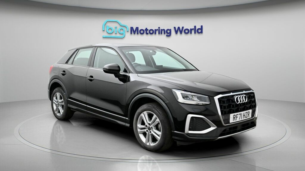 Audi Q2 Sport Black