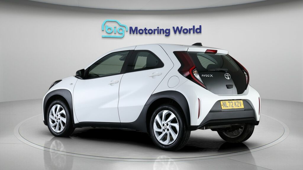 Toyota Aygo X Pure NL72KZV White #5