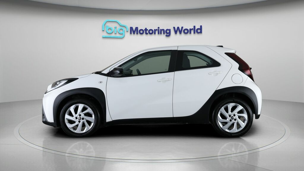 Toyota Aygo X Pure NL72KZV White #4