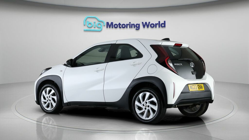 Toyota Aygo X Pure White #5