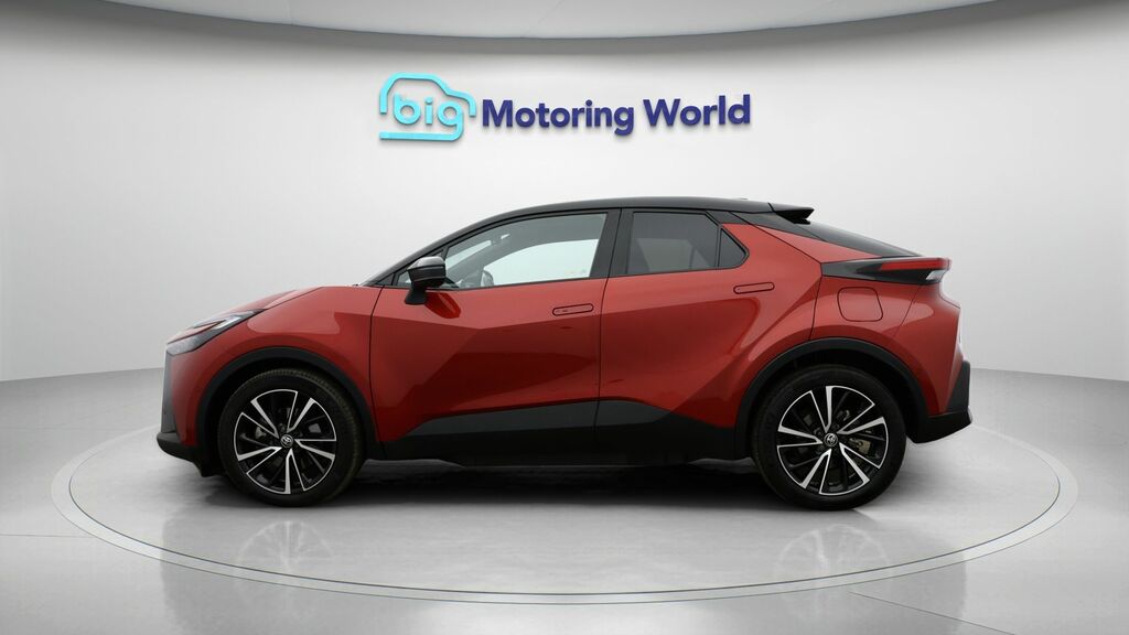 Toyota C-Hr Excel FM24YLR Red #4