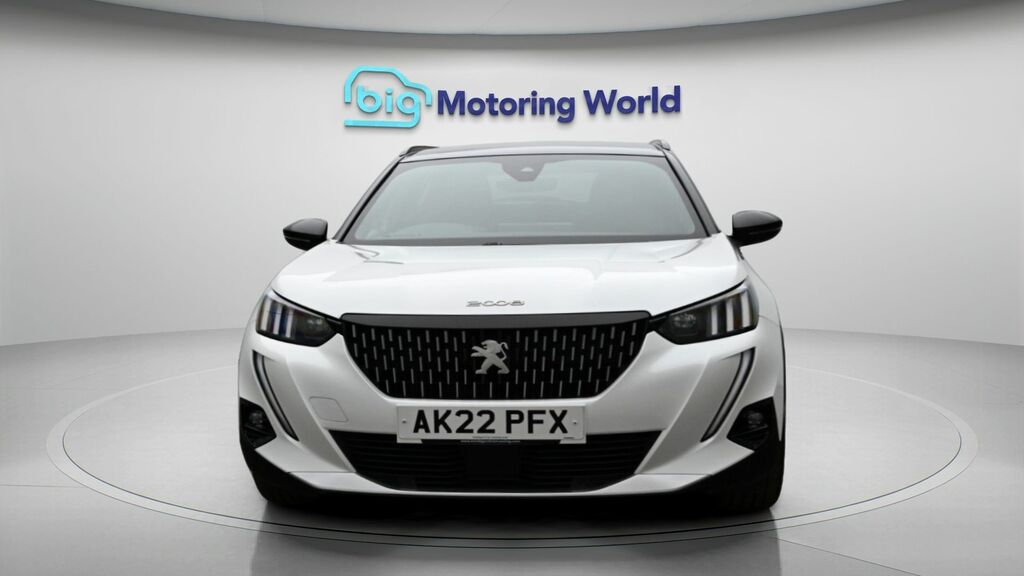 Peugeot 2008 Gt AK22PFX White #2