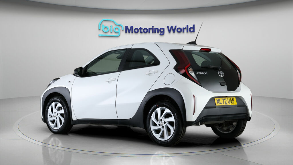 Toyota Aygo X Pure NL72UAP White #5