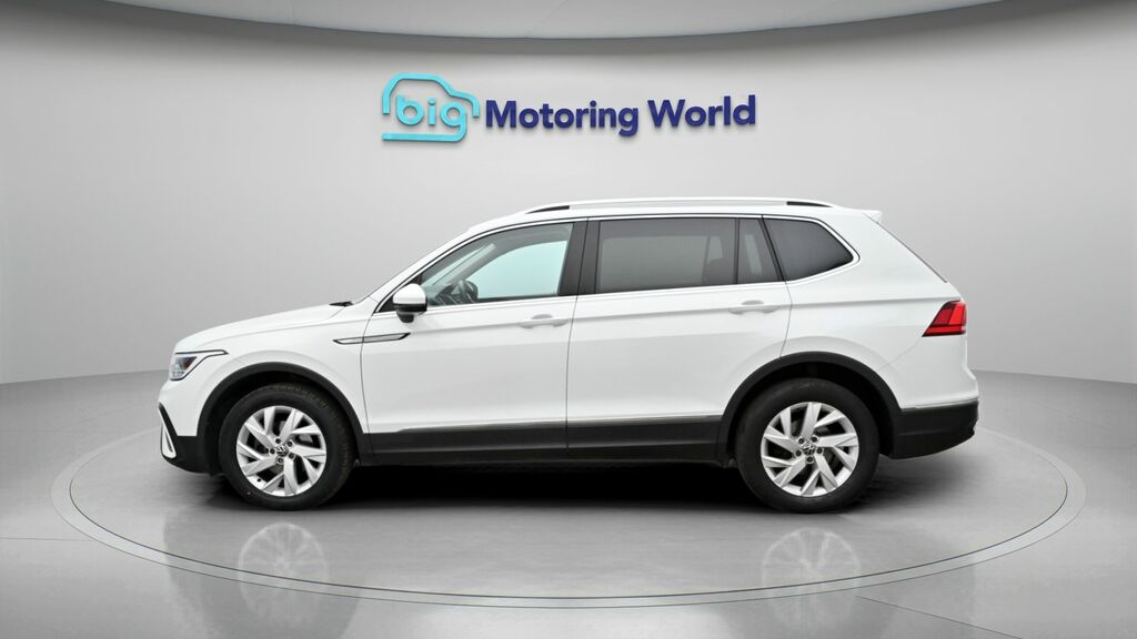 Volkswagen Tiguan Allspace Life White #4