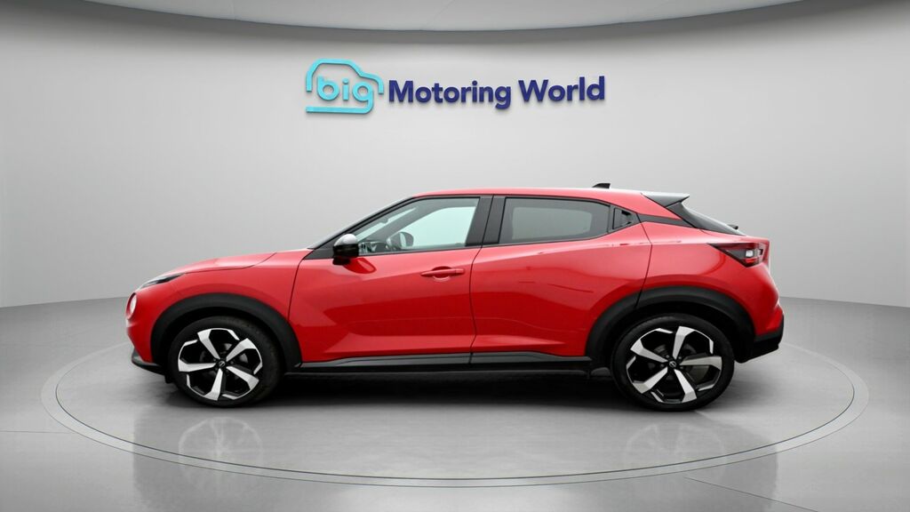 Nissan Juke Tekna PF72OHD Red #4