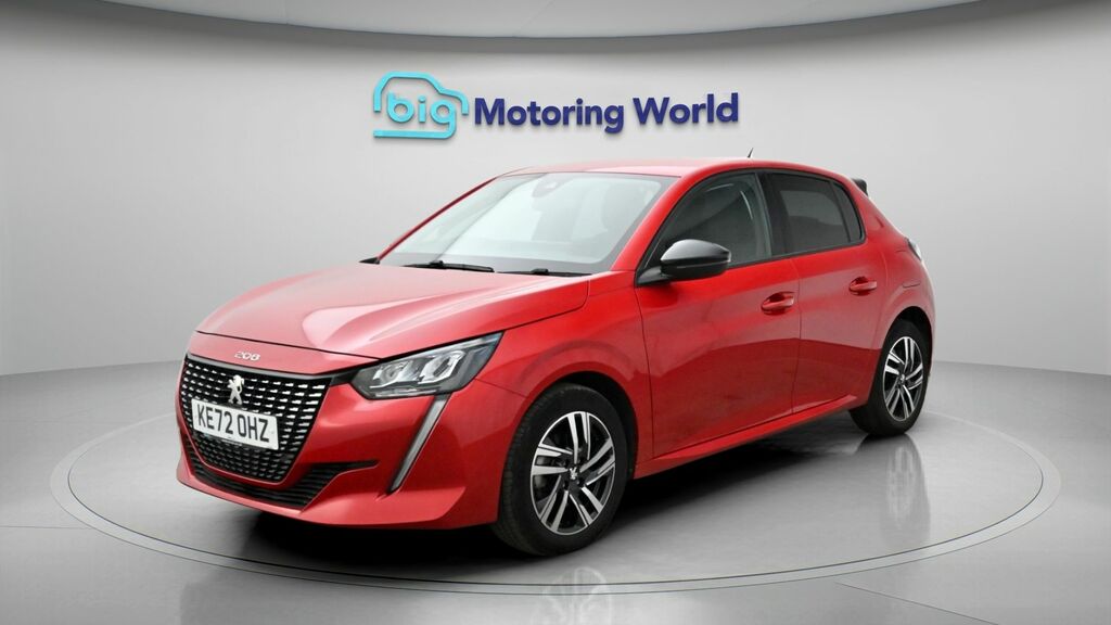 Peugeot 208 Allure Premium KE72OHZ Red #3