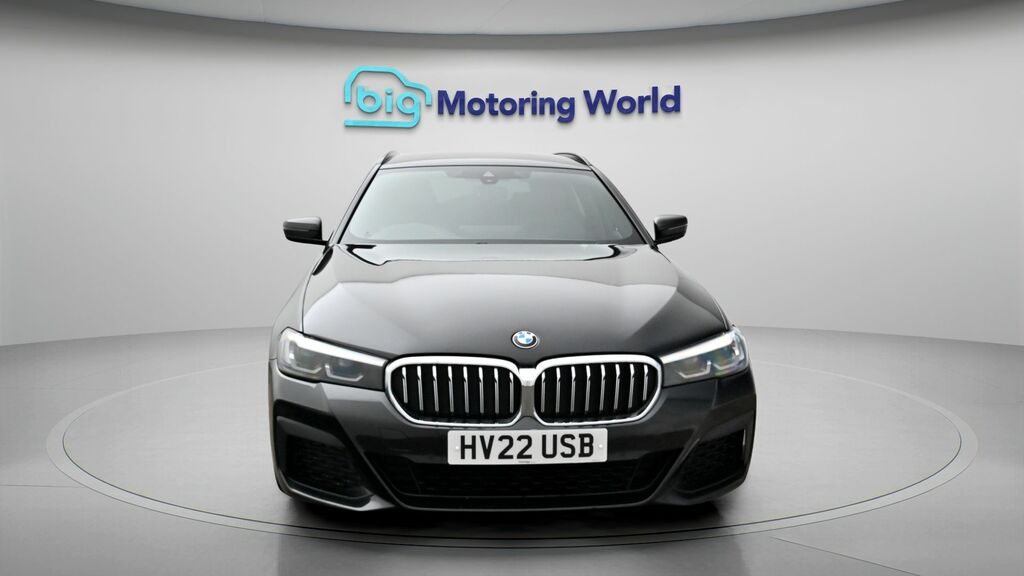 BMW 5 Series M Sport HV22USB Black #2