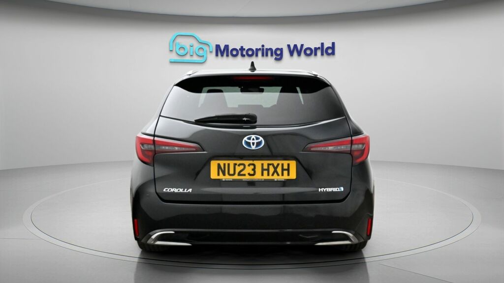 Toyota Corolla Design NU23HXH Black #6