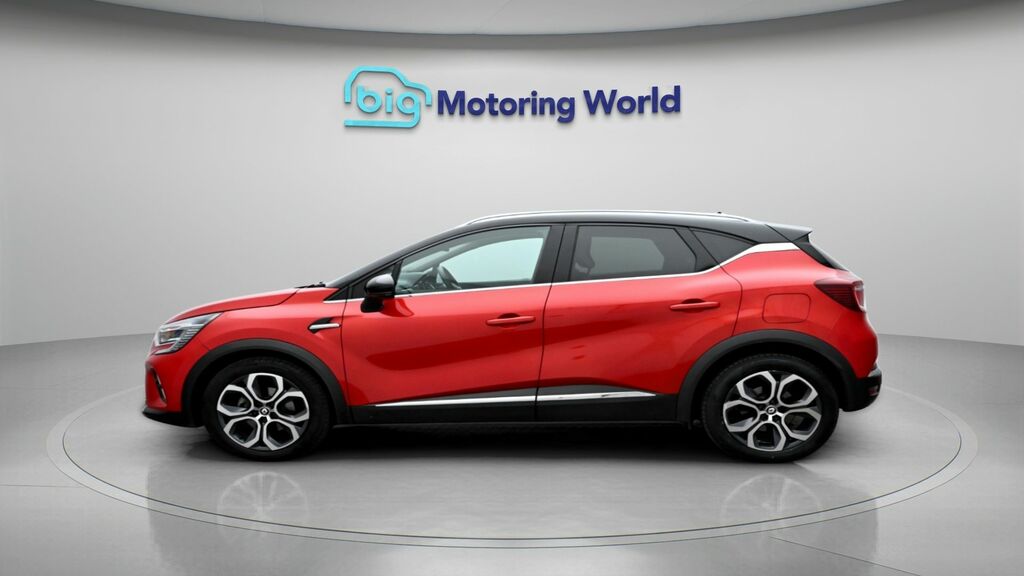 Renault Captur Se Edition EK22YRE Red #4