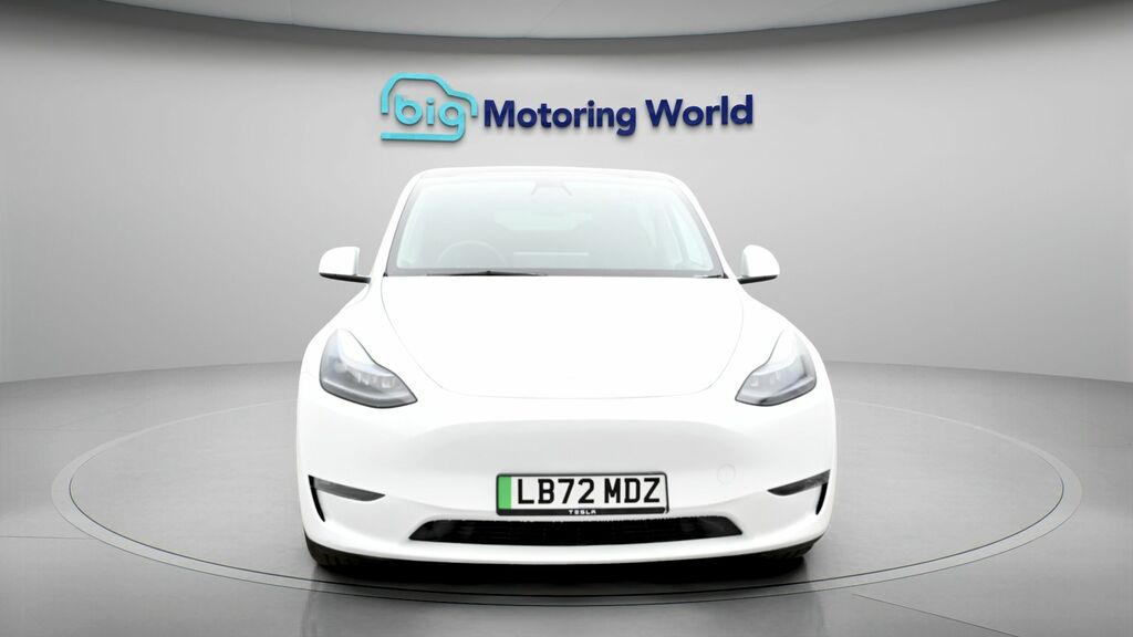 Tesla Model Y Long Range LB72MDZ White #2