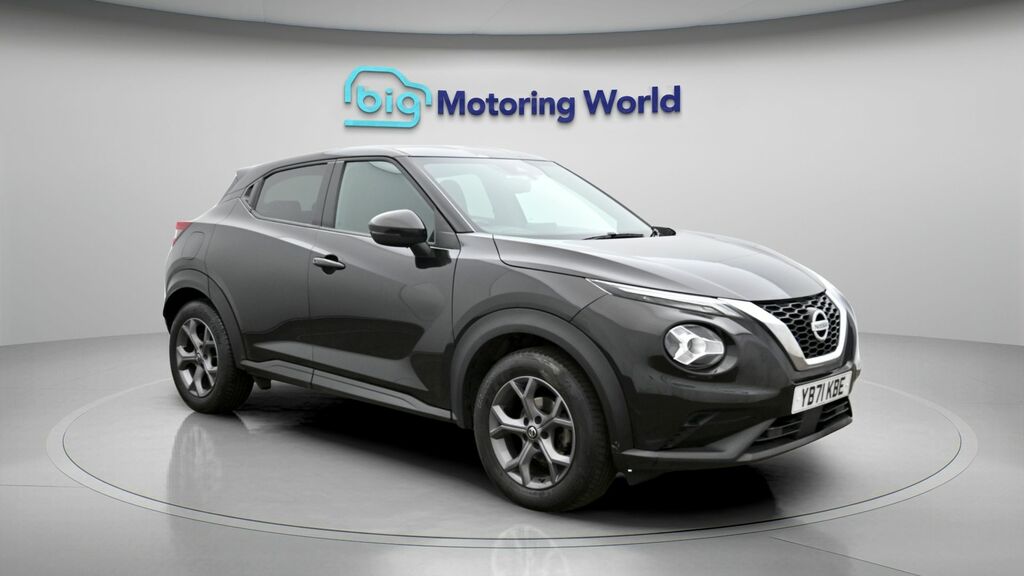 Nissan Juke N-connecta YB71KBE Black