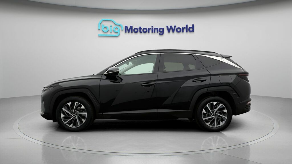 Hyundai Tucson Premium Black #4