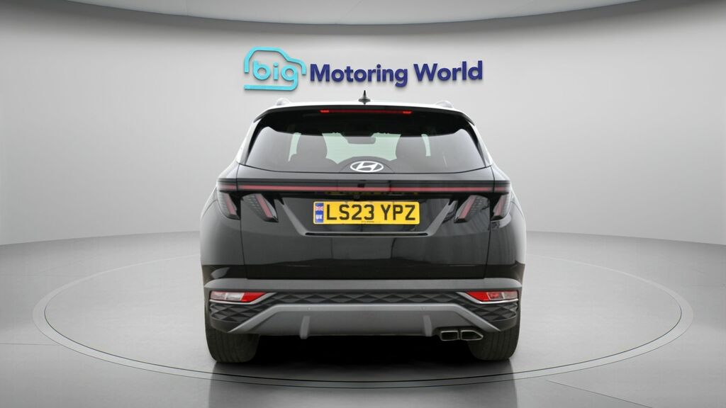 Hyundai Tucson Premium Black #6