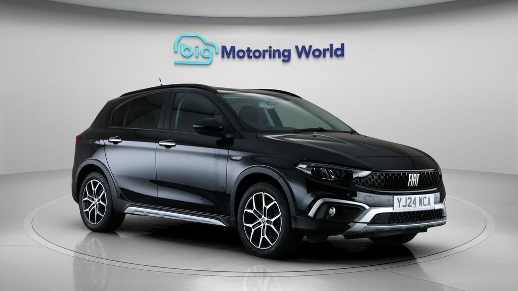 Fiat Tipo Cross Black