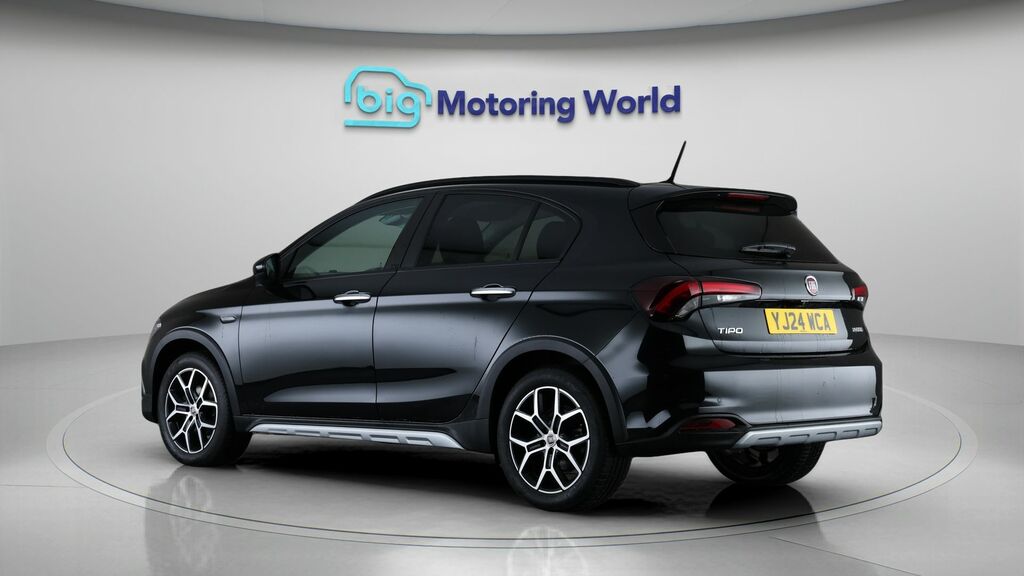 Fiat Tipo Cross YJ24WCA Black #5