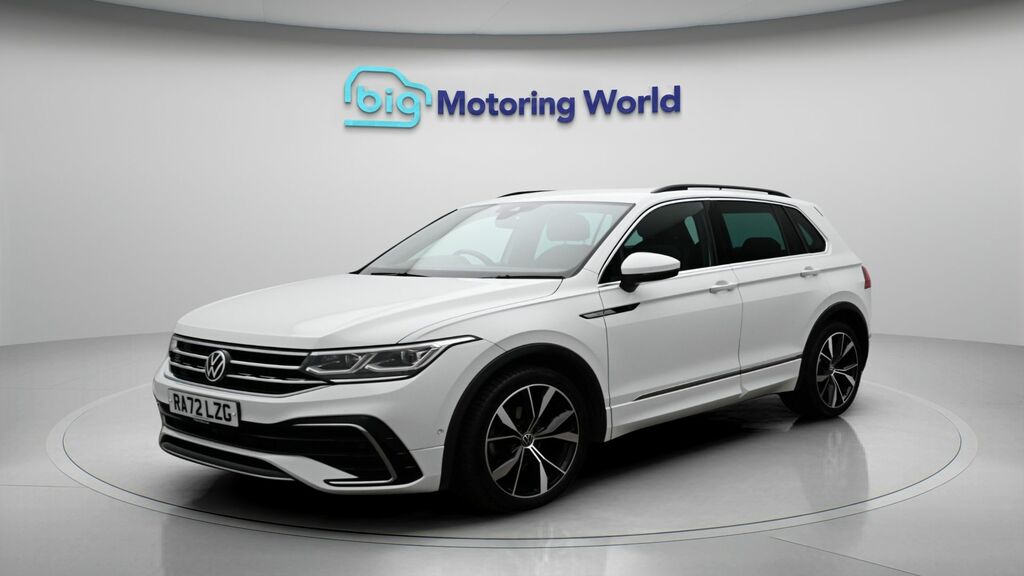 Volkswagen Tiguan R-line RA72LZG White #3