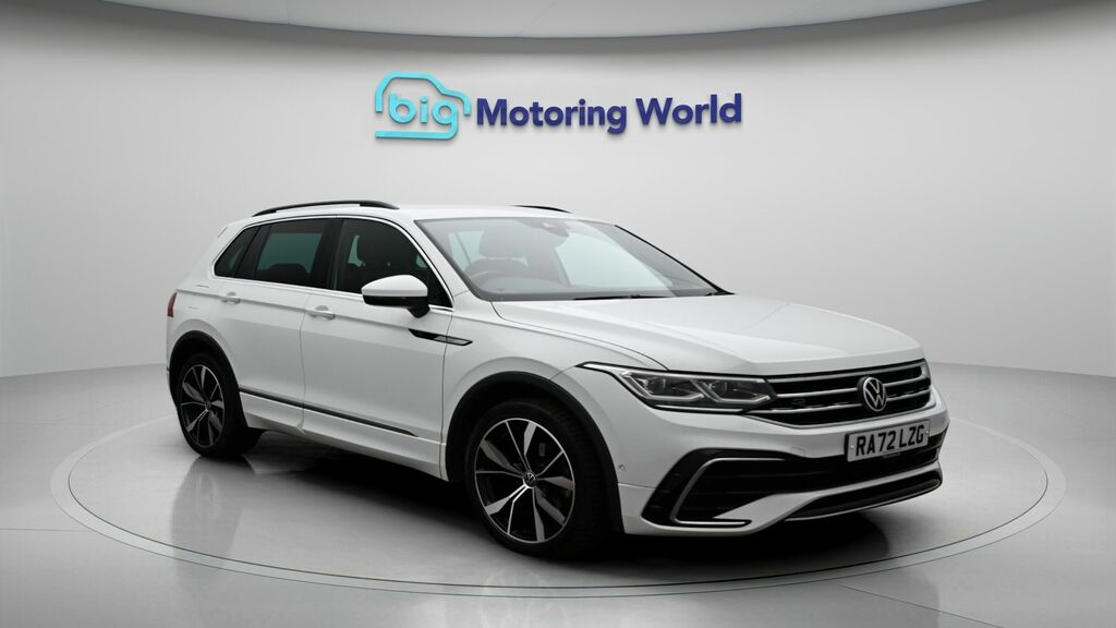 Volkswagen Tiguan R-line White