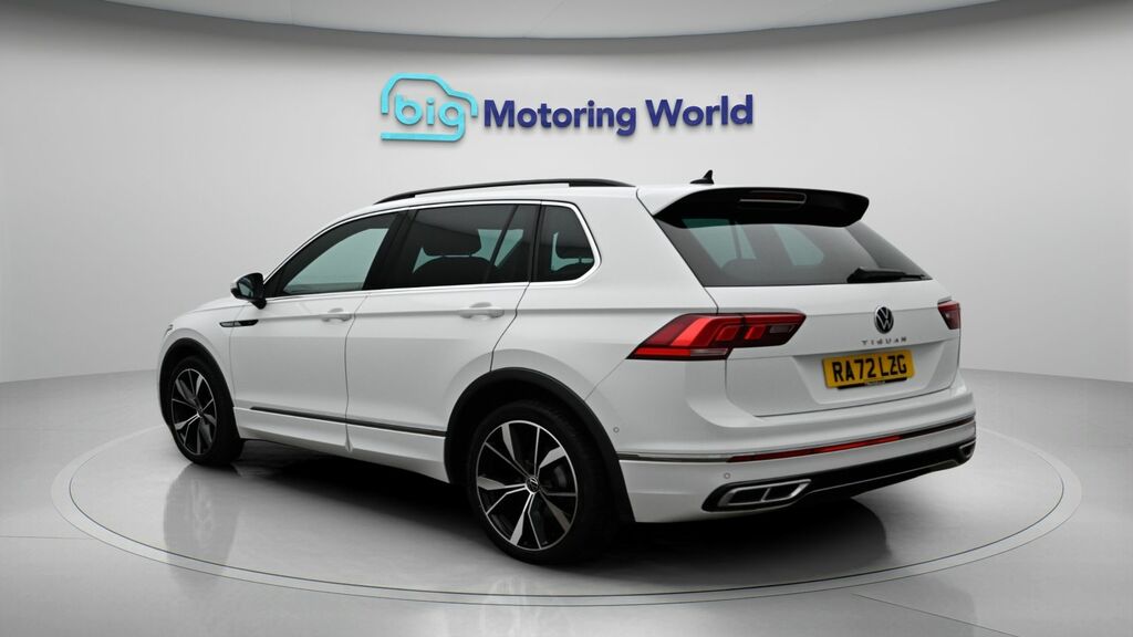 Volkswagen Tiguan R-line RA72LZG White #5