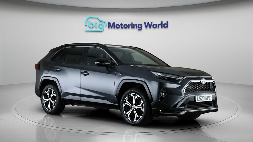 Toyota Rav 4 Dynamic Grey