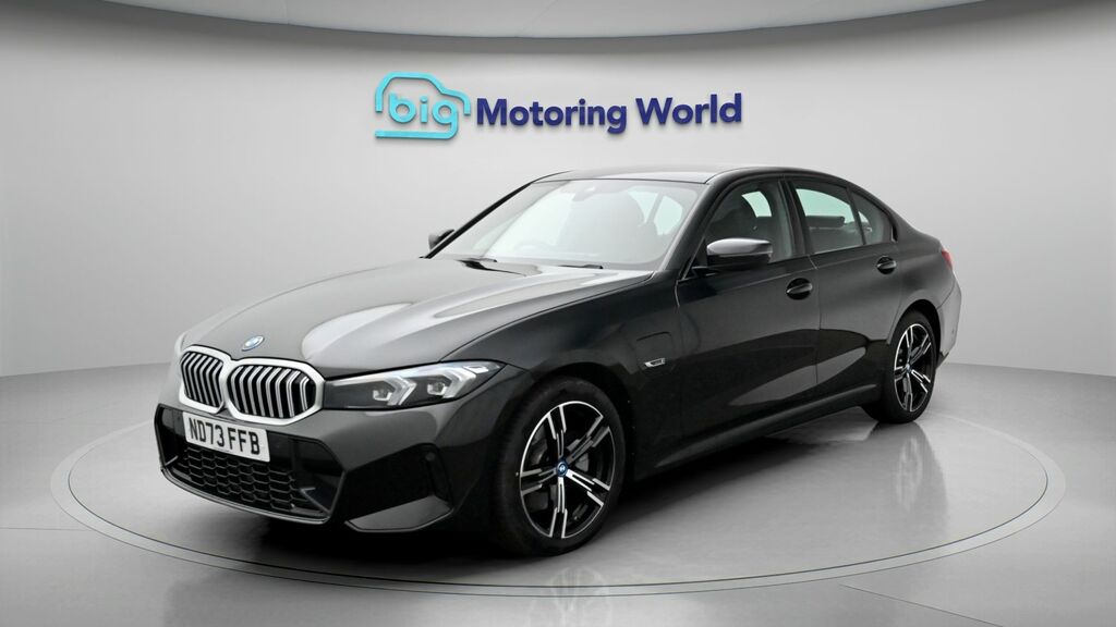 BMW 3 Series M Sport Black #3