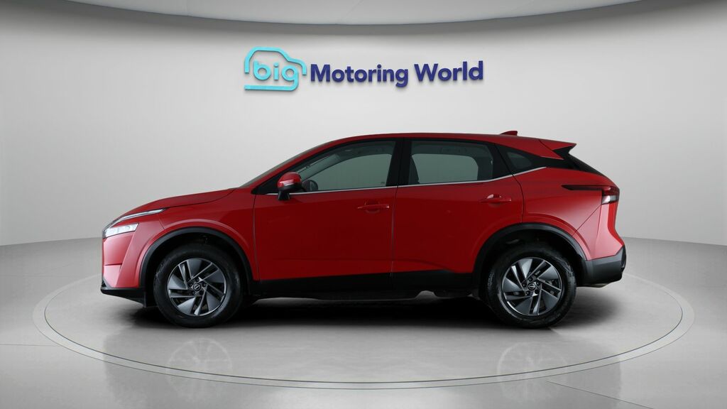 Nissan Qashqai Acenta Premium DY24PFU Red #4