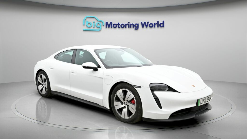 Porsche Taycan 4S White