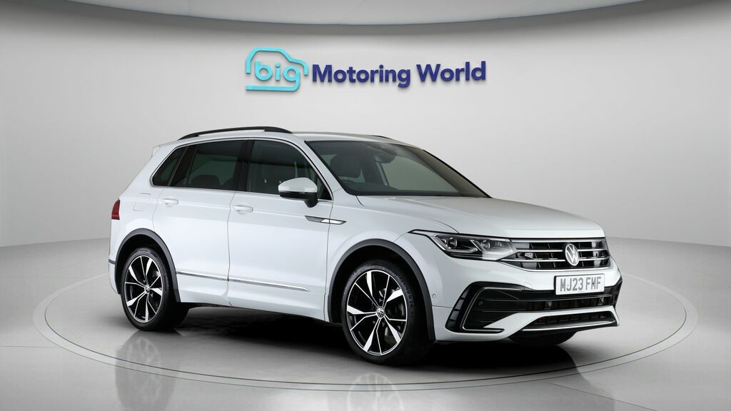 Volkswagen Tiguan R-line White