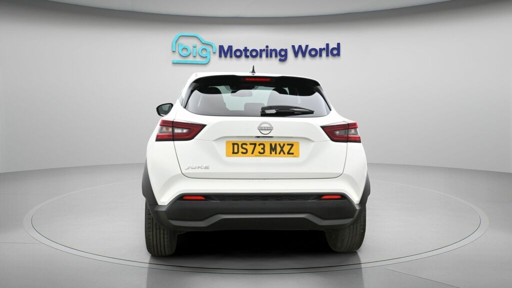 Nissan Juke N-connecta DS73MXZ White #6