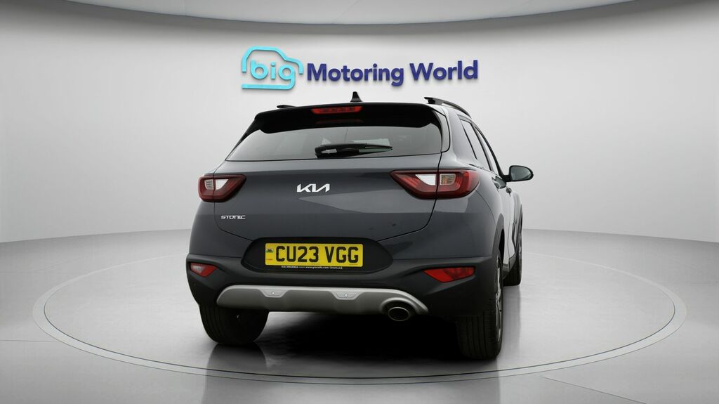 Kia Stonic Quantum Grey #6