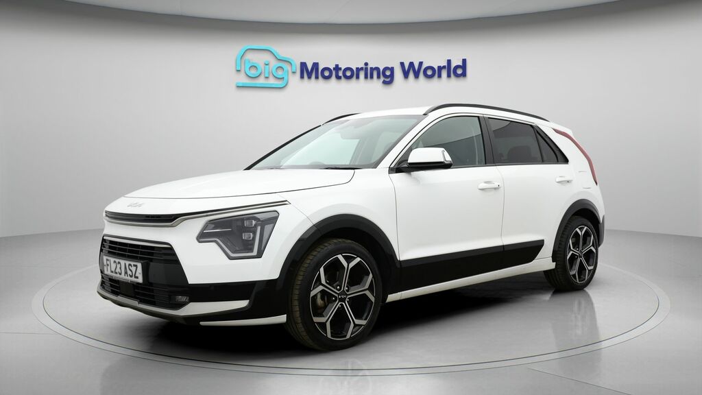 Kia Niro 3 FL23ASZ White #3