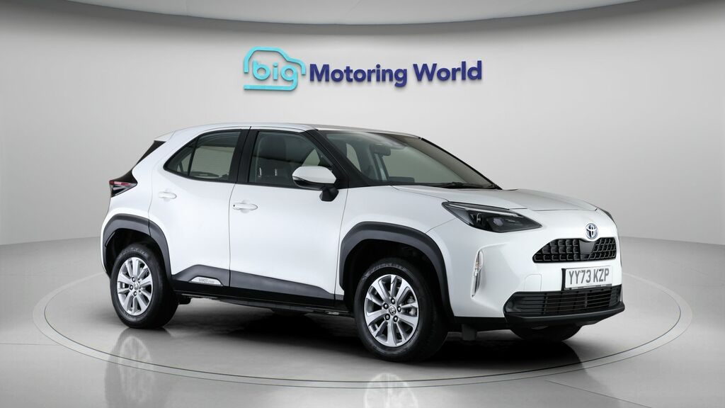 Toyota Yaris Cross Icon White