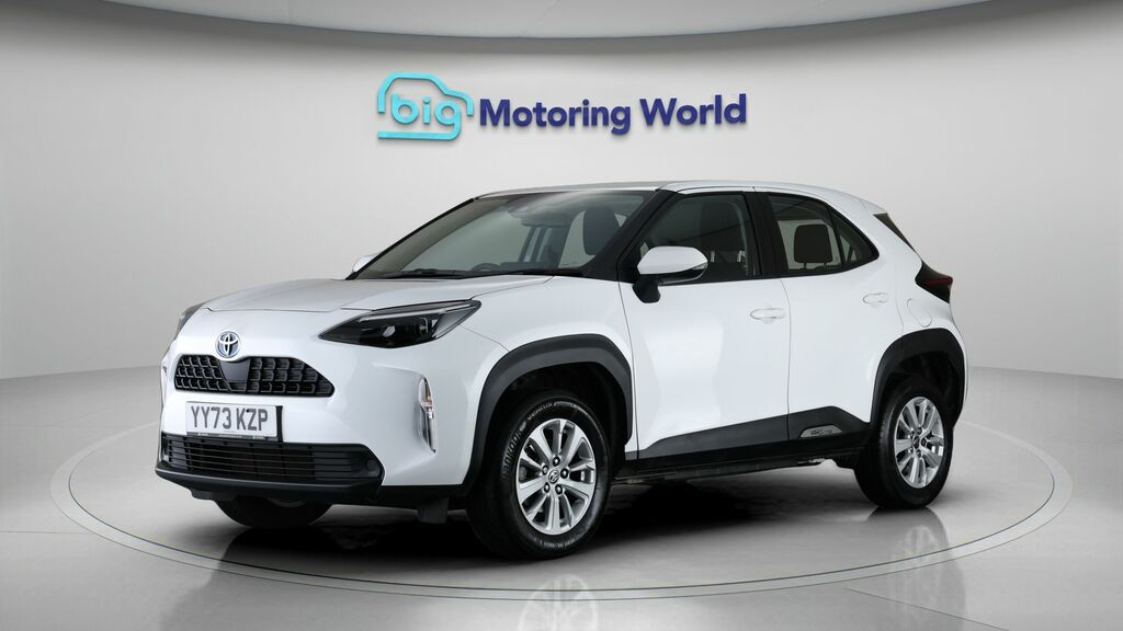 Toyota Yaris Cross Icon YY73KZP White #3