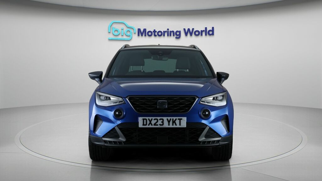 Seat Arona Fr Edition DX23YKT Blue #2