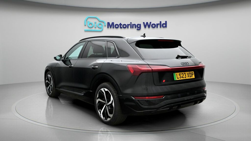 Audi Q8 e tron Black Edition LS23XDP Black #5