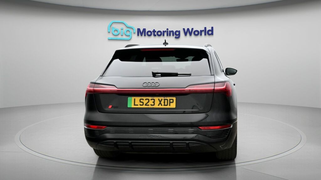 Audi Q8 e tron Black Edition LS23XDP Black #6